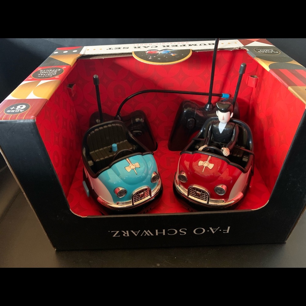 R/C bumper cars